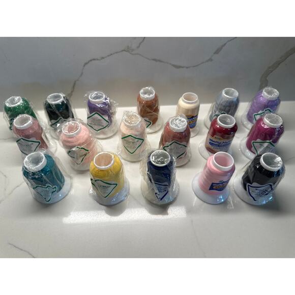 NEW 18 Spools of Woolly Nylon Sewing Thread....1000M Each..18 Different Colors - Picture 1 of 4